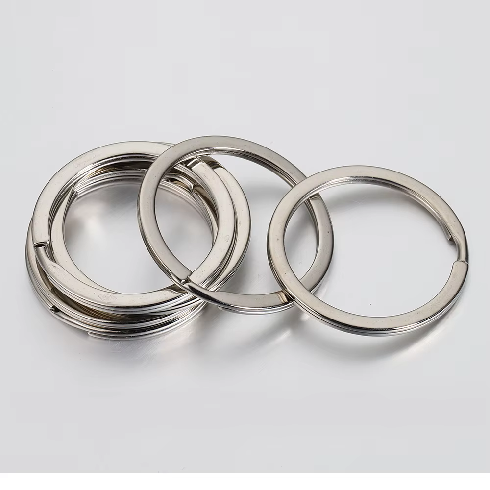 20 pièces/lot Anneaux porte-clés en métal ronds et plats de 15-40 mm pour la fabrication de bijoux, porte-clés et accessoires de bricolage
