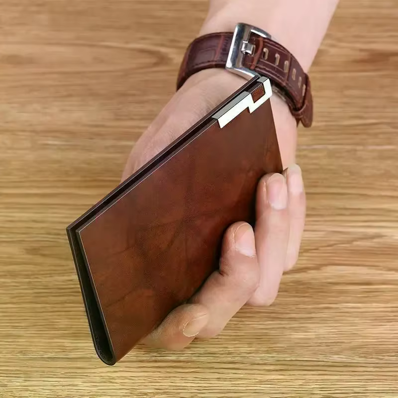Portefeuille élégant pour hommes avec emplacement pour cartes innovant