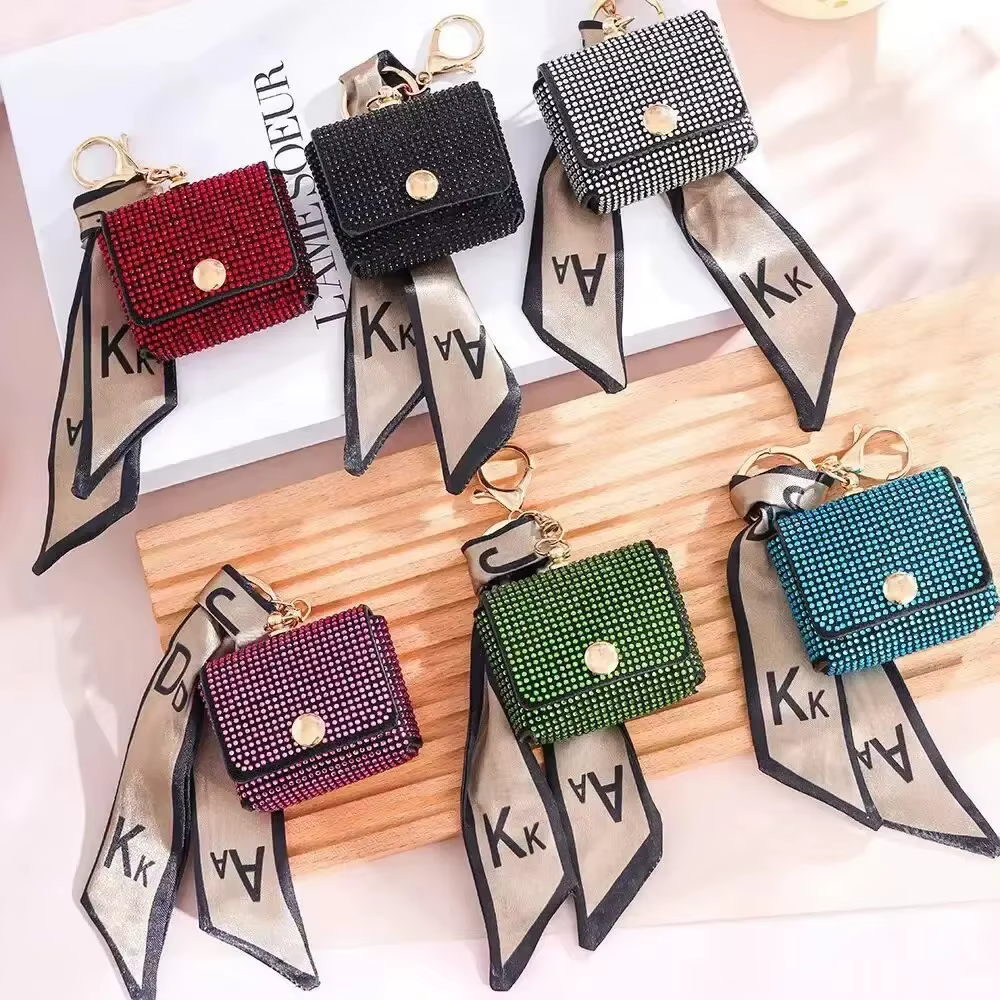 Mini porte-monnaie en diamant brillant avec rabat