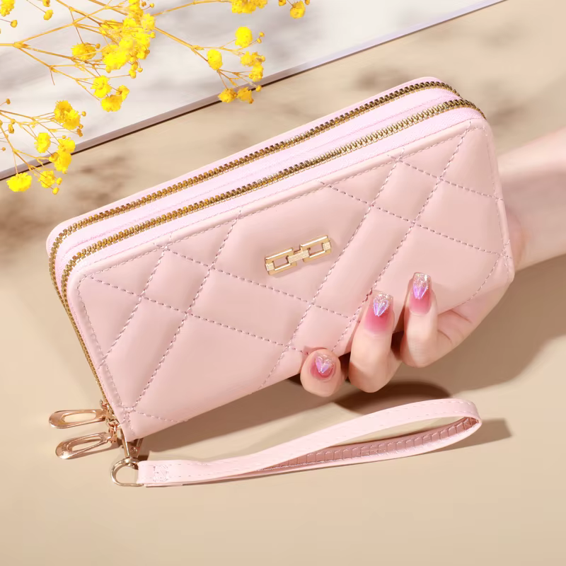 Portefeuille long matelassé chic pour femme – Fermeture éclair sécurisée