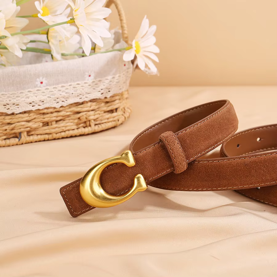 Ceinture en cuir suédé à boucle C