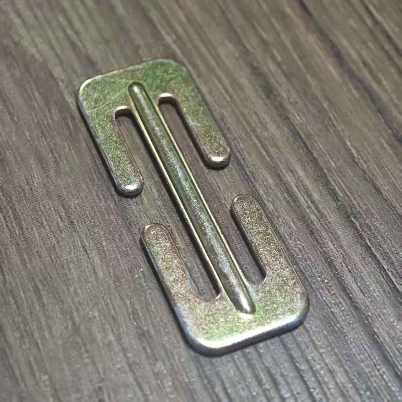 1 pièces 6.0x2.2cm ceinture de sécurité de voiture automobile ajusteur de ceinture de sécurité Clip de ceinture automatique pour les personnes courtes enfants-fin la douleur