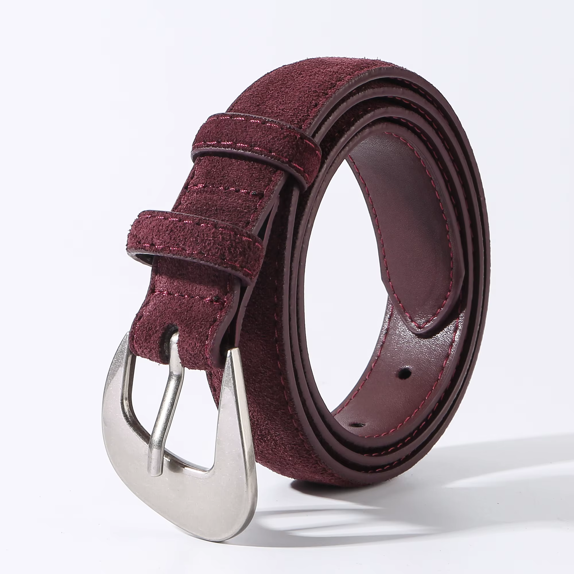Ceintures en cuir suédé pour femmes avec boucle argentée