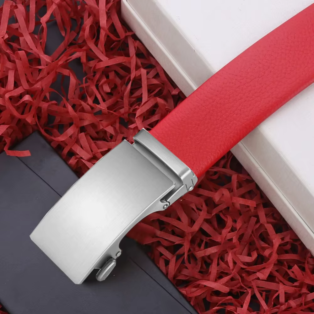 Nouvelle ceinture rouge pour hommes avec boucle automatique pour un réglage facile