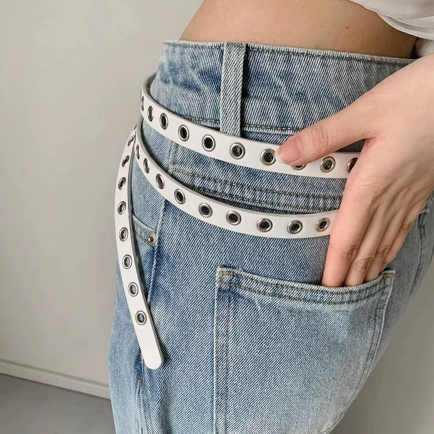 Ceinture en PU à œillets multiples BUYLEMO