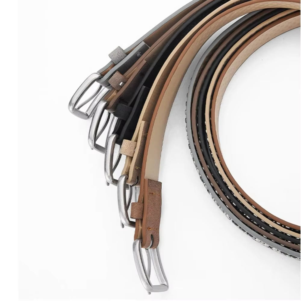 Ceinture tendance en daim à boucle ardillon et rivets