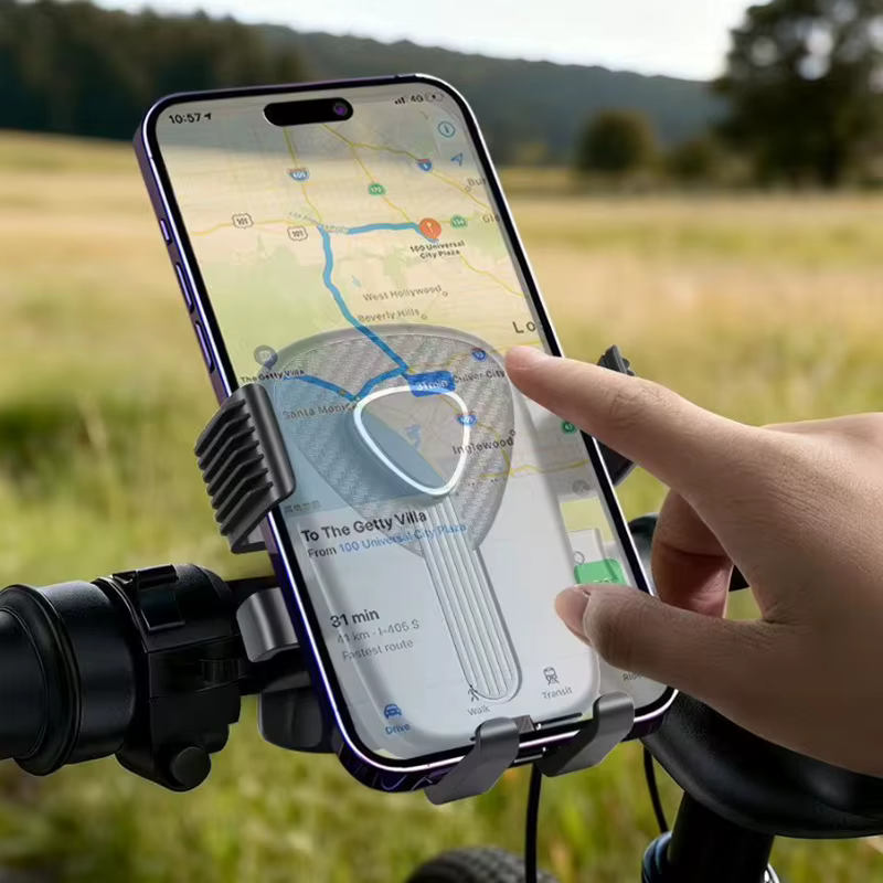Support de téléphone pour moto, avec système de fixation par pression et orientation réglable, adapté aux vélos électriques et aux vélos.